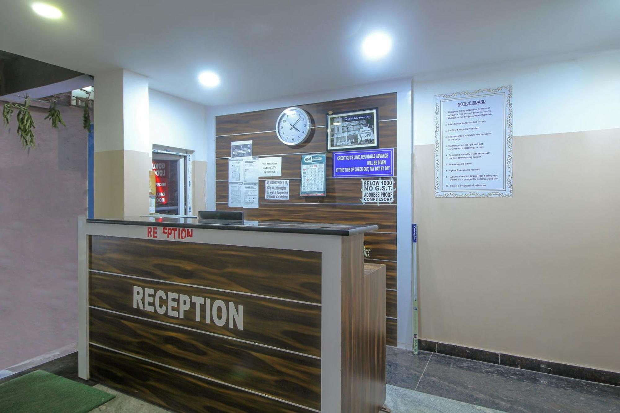 Spot On 81775 Mohit Gokul Lodge New Luxury Room'S Near Secunderabad Railway Station Lalaguda Exterior photo